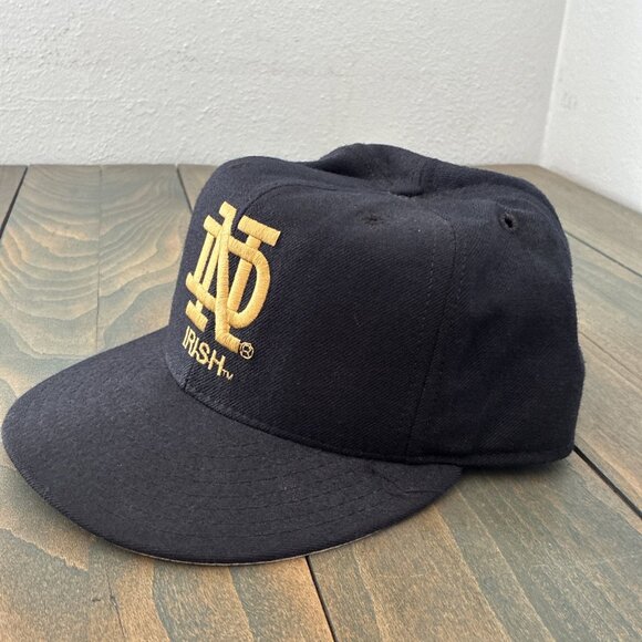 Vintage 1970s Notre Dame Fighting Irish NCAA Fitted New Era Wool Cap 7 3/8 (E9) - Picture 3 of 6